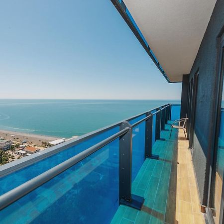 Orbi City Suites Batumi Exterior photo