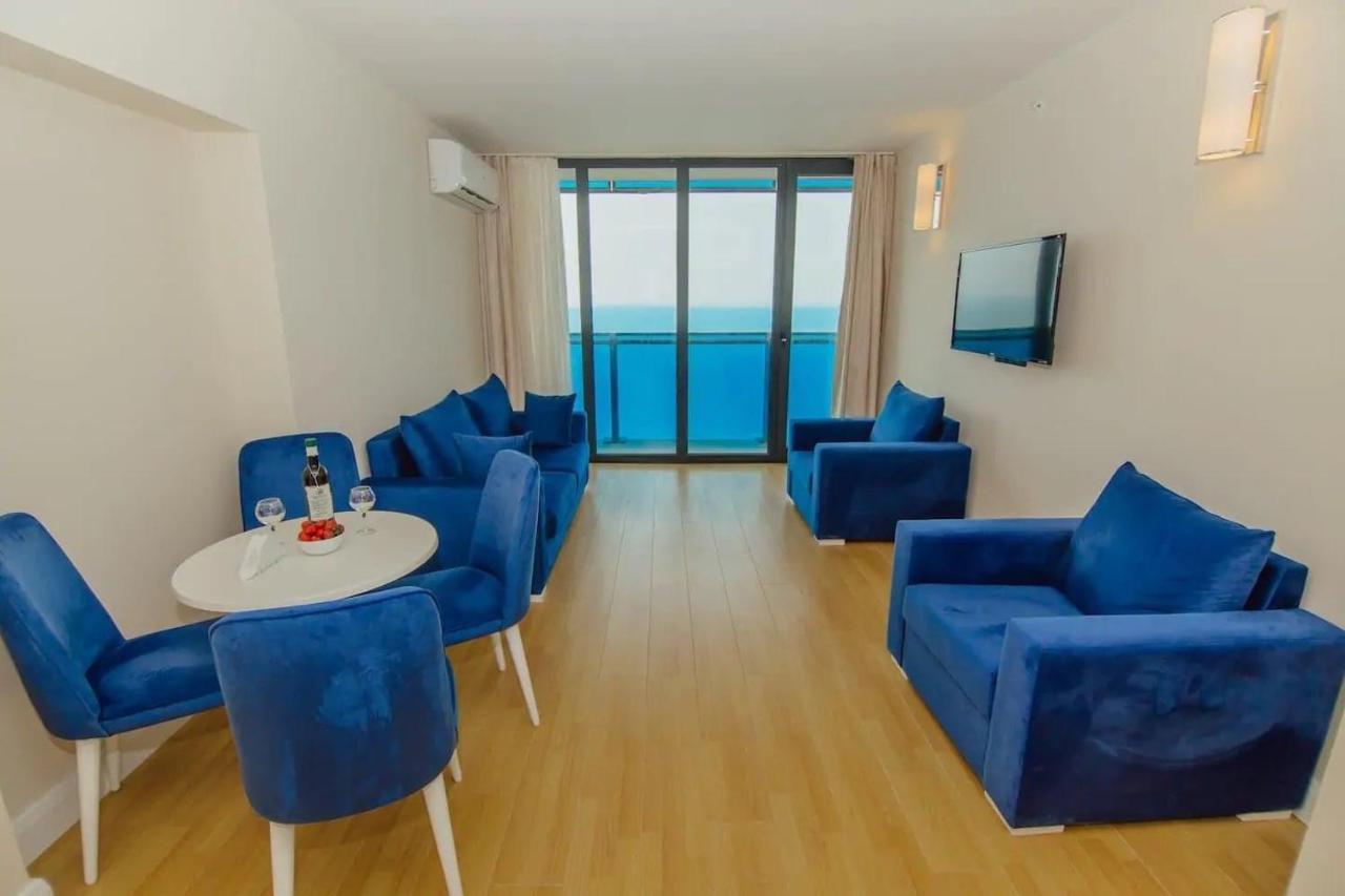 Orbi City Suites Batumi Exterior photo